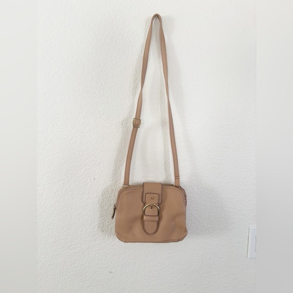 Elegant Tan Crossbody Bag - Picture 1 of 8
